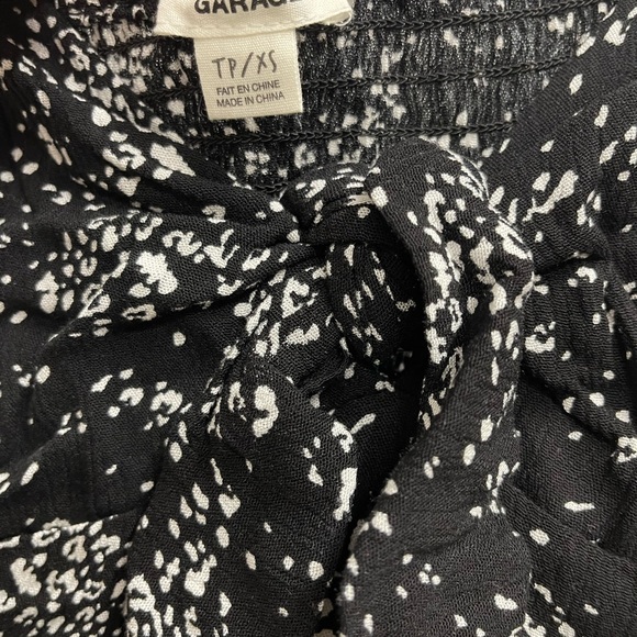 Garage Dress - Picture 3 of 3